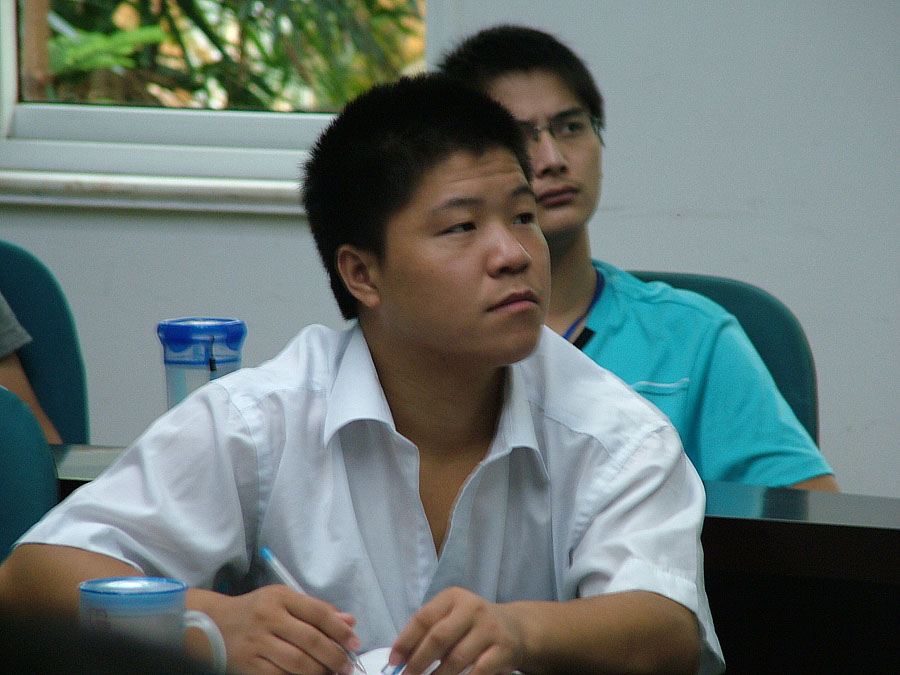 �ߺ���Ҷ������ѵ20110817